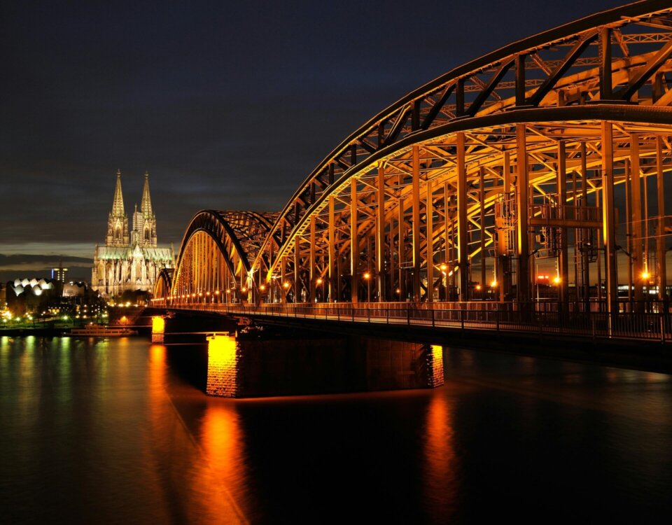 Arbeiten In Koeln Top Jobs In Der Domstadt